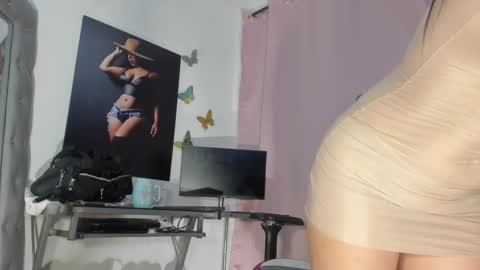 Ana the Queen of the Pantyhose online show from 01-06-26, 12:09