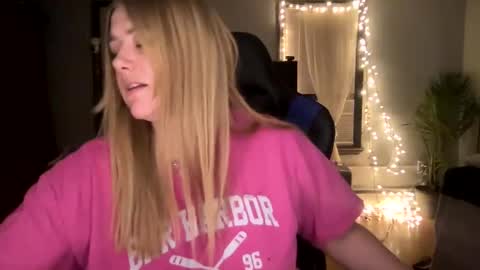 allyanalangel online show from 02-19-25, 04:01