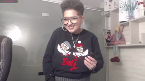         online show from 12-13-24, 09:41