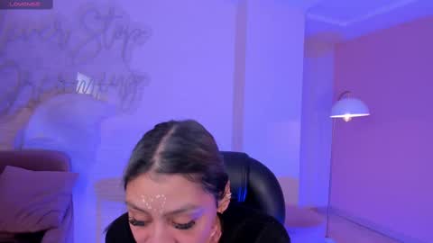 Snapshot of allyjensen chatting on 02-12-25, 09:42 Alisson online show from 02-12-25, 09:42