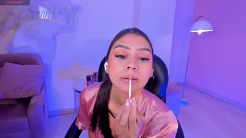 Snapshot of allyjensen chatting on 02-12-25, 12:44 Alisson online show from 02-12-25, 12:44