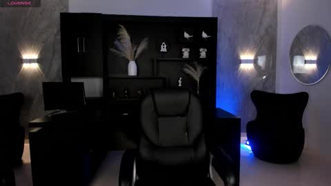 Snapshot of allyjensen chatting on 10-04-25, 10:24 Alisson online show from 10-04-25, 10:24