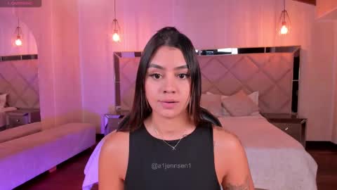 Snapshot of allyjensen chatting on 11-07-25, 10:59 Alisson online show from 11-07-25, 10:59