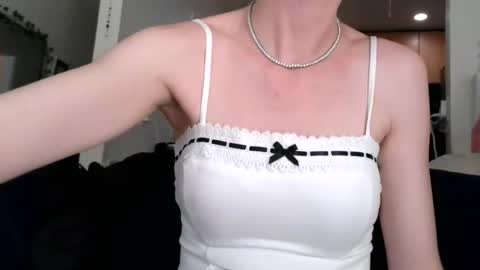 Ally Girl In Her Ally World online show from 07-14-26, 01:52