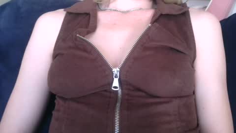 Ally Girl In Her Ally World online show from 07-22-26, 01:52