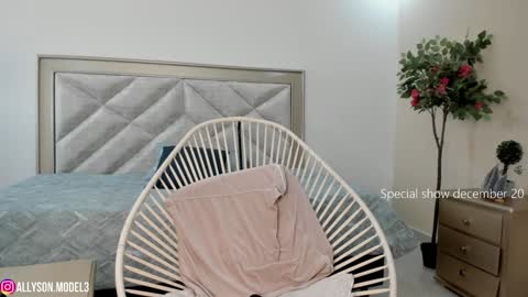 Allyson 3 online show from 12-13-24, 07:43