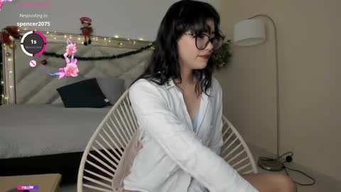 Allyson 3 online show from 12-28-24, 07:43