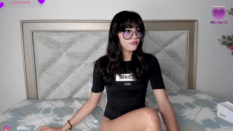 Allyson 3 online show from 02-01-25, 07:23