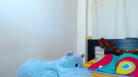 Snapshot of allyson_collins_ chatting on 02-27-25, 04:52 Allyson collins online show from 02-27-25, 04:52