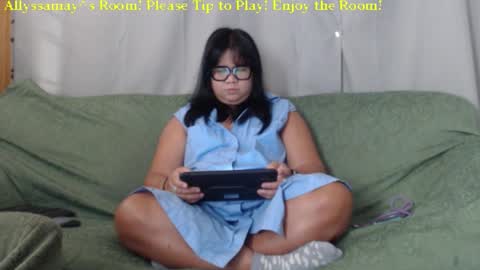 Snapshot of allyssamay chatting on 09-11-25, 12:27 Allyssamay online show from 09-11-25, 12:27