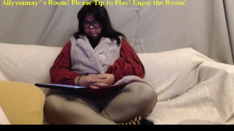 Allyssamay online show from 12-14-25, 03:56