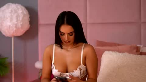 Emma online show from 06-03-26, 04:04