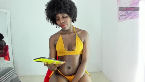 Snapshot of almasaennz chatting on 01-16-25, 07:10 online show from 01-16-25, 07:10