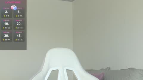 Snapshot of almatease chatting on 05-04-26, 03:52 Alma online show from 05-04-26, 03:52