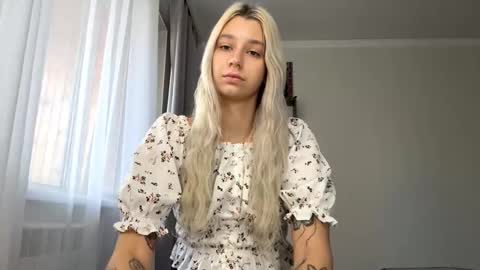 Arina online show from 09-24-25, 08:17
