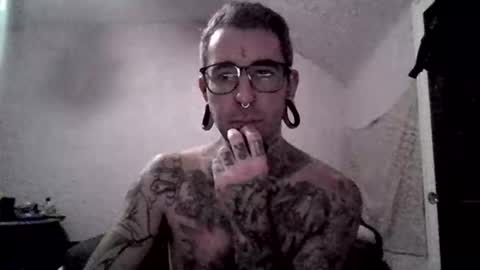 Snapshot of aloewish chatting on 11-15-25, 05:49 Aloe online show from 11-15-25, 05:49