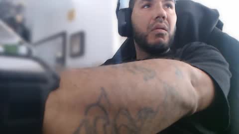 simplyfaded online show from 11-01-25, 09:28