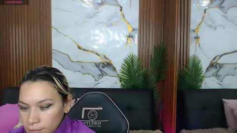 alonddra_tay online show from 05-07-26, 11:37