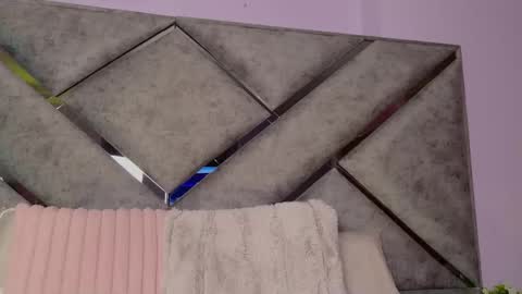 Snapshot of alondra_frox chatting on 06-04-26, 11:38 Alondra online show from 06-04-26, 11:38