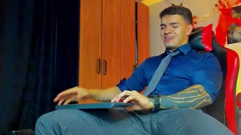 alpha_dominus_ online show from 10-20-25, 03:29