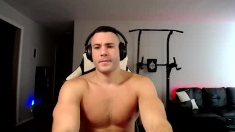 Snapshot of alpha_dominus_king chatting on 09-13-25, 05:13 OF  online show from 09-13-25, 05:13