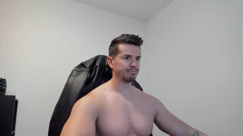 LeatherMaster online show from 09-16-25, 04:41