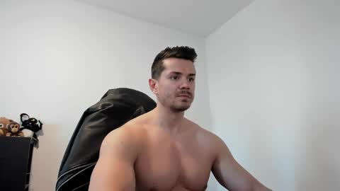 LeatherMaster online show from 04-20-26, 08:17