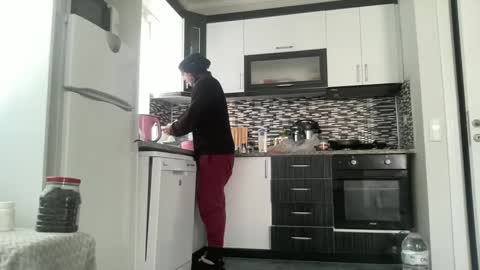 AlphAndre online show from 02-09-25, 07:49