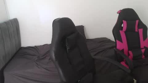 alphas_latins online show from 05-13-26, 08:38