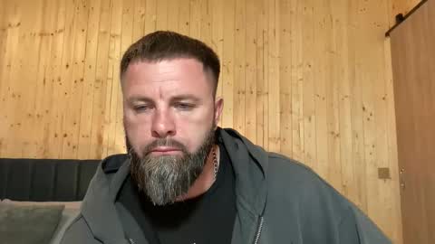 Jhonny online show from 05-18-26, 02:07