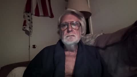 AlphaUniform online show from 12-09-24, 12:51