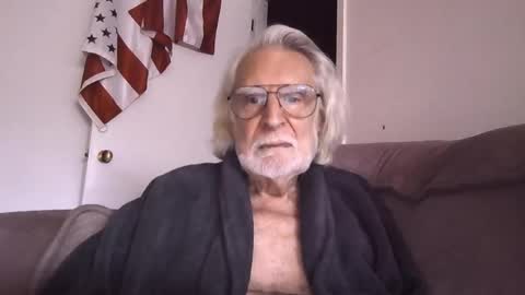 AlphaUniform online show from 05-19-26, 12:00