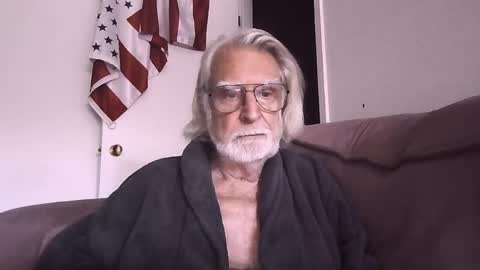 AlphaUniform online show from 06-01-26, 07:26