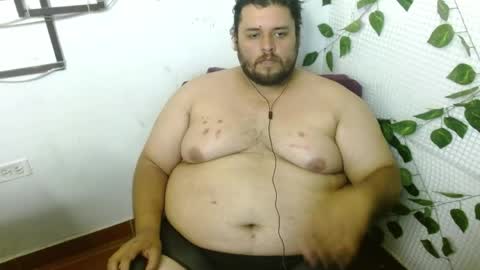 Snapshot of altairstudiosboy chatting on 04-11-26, 02:43 Jhosep online show from 04-11-26, 02:43
