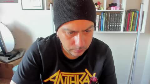 alucard_col666 online show from 06-02-26, 12:51