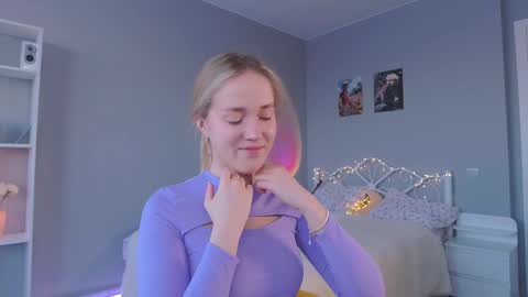 Amelia NEXT STREAM  online show from 02-04-25, 01:48