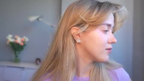 Snapshot of aluntick chatting on 05-23-26, 02:10 Amelia NEXT STREAM online show from 05-23-26, 02:10