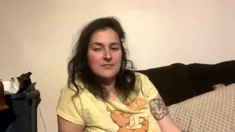 Snapshot of alvie_bones chatting on 01-22-25, 10:26 Alvie online show from 01-22-25, 10:26