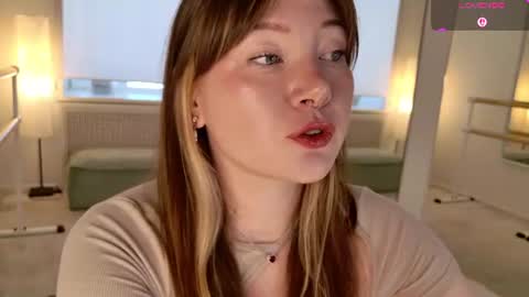 Lilu online show from 07-17-26, 05:25
