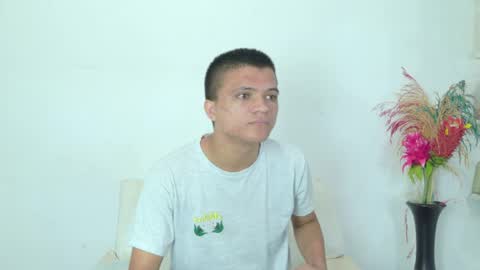 Snapshot of aly_n_sebas chatting on 04-24-26, 02:36 aly_n_sebas online show from 04-24-26, 02:36