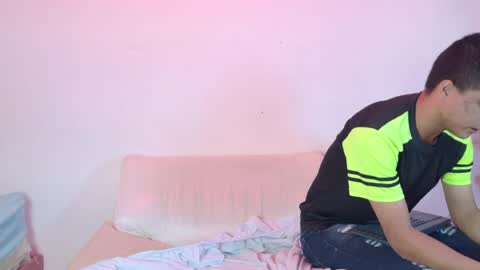Snapshot of aly_n_sebas chatting on 05-05-26, 12:07 aly_n_sebas online show from 05-05-26, 12:07