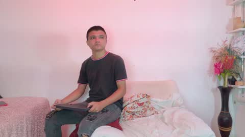 Snapshot of aly_n_sebas chatting on 07-25-26, 03:26 aly_n_sebas online show from 07-25-26, 03:26
