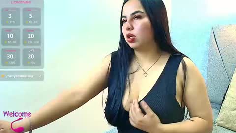   A L Y  online show from 10-14-25, 11:33