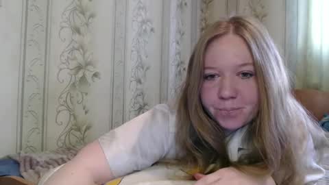 alya764770 online show from 04-18-26, 11:49