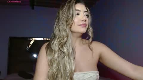 alyce__ online show from 02-20-26, 03:47
