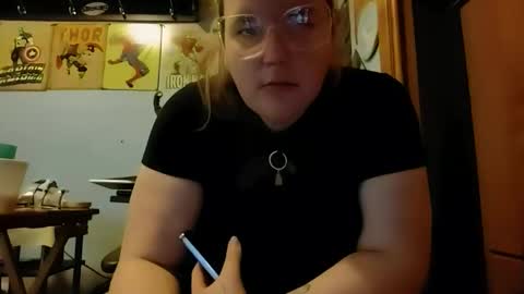Snapshot of alycewonderland96 chatting on 05-23-26, 01:59 Alyce in Wonderland online show from 05-23-26, 01:59