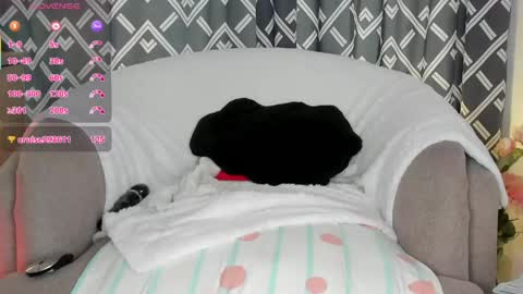 Aly Instg oficial alyjones  Lush and Domi love toys are on online show from 05-12-26, 06:27