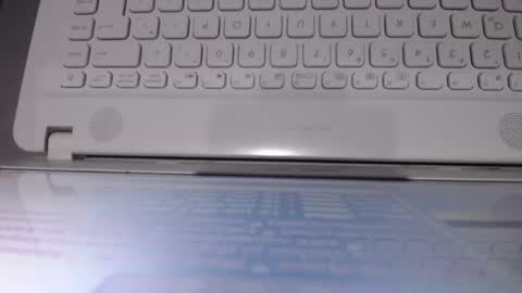 Snapshot of alynfoxx chatting on 09-26-25, 04:38 Alyn Maria online show from 09-26-25, 04:38