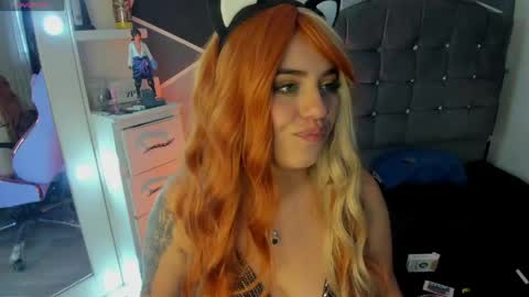 Snapshot of alysa_magic chatting on 05-25-26, 06:03 alysa magic online show from 05-25-26, 06:03