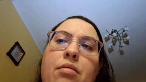 Snapshot of alysareeve chatting on 06-25-26, 09:30 alysareeve online show from 06-25-26, 09:30